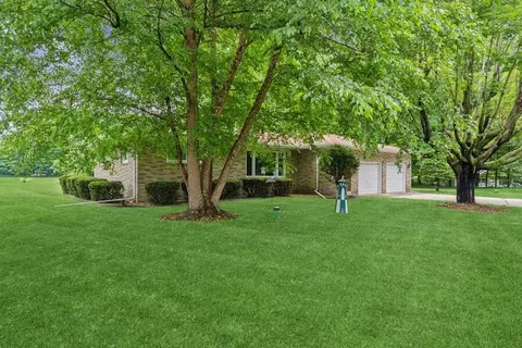 13613 Log Cabin, Three Oaks, MI 49128