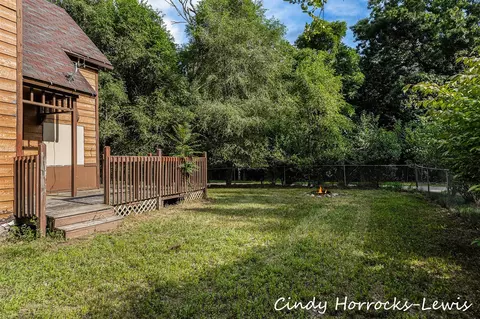 Exterior - 808 Riverside, Belding, MI 48809 photo 4 of 7