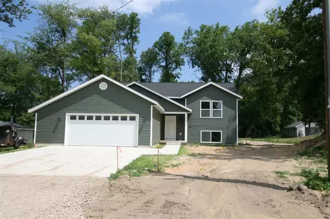 203 2nd, Fennville, MI 49408