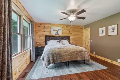 Bedroom - 7899 Benn, Parma, MI 49269 photo 2 of 4