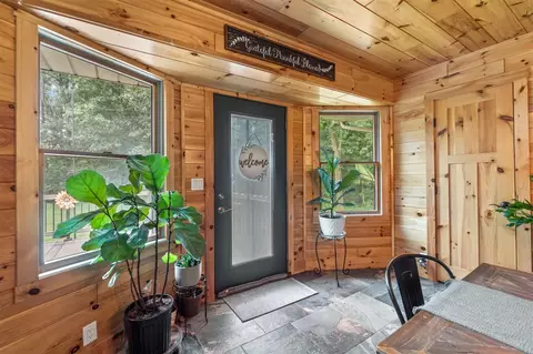 Entry Way - 7899 Benn, Parma, MI 49269 photo 3 of 3