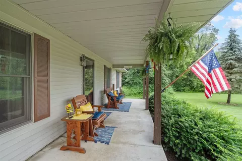 Exterior - 7899 Benn, Parma, MI 49269 photo 9 of 20