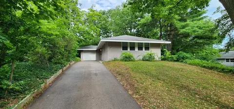 429 Sprague, Kalamazoo, MI 49006