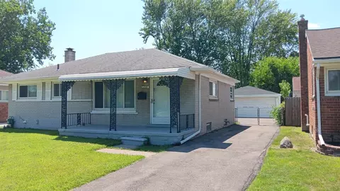 5320 S Middlebelt, Westland, MI 48186