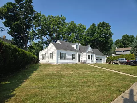 1115 W Maumee, Adrian, MI 49221
