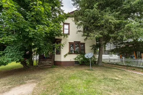 203 E Delaware, Decatur, MI 49045