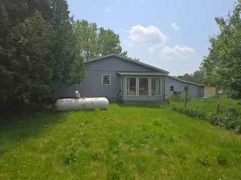 1976 19 Mile, Barryton, MI 49305