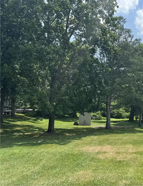 V/l S Blossom Lake, Colon, MI 49040