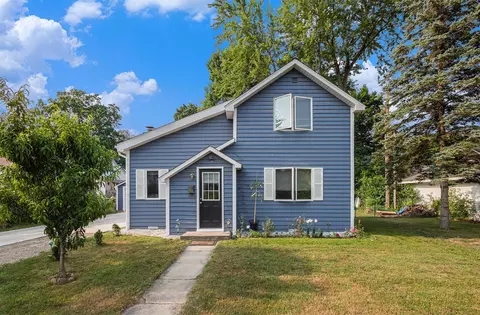 9 E Cass, Bangor, MI 49013