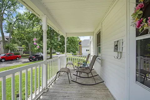 818 Eaton, Jackson, MI 49202 photo 4