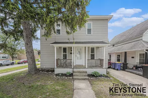 258 Ann, Grand Rapids, MI 49505