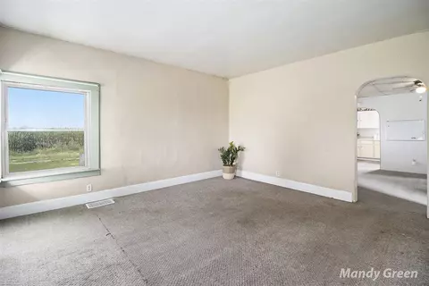 Living - 4651 E Pierce Rd, Ithaca, MI 48847 photo 1 of 3