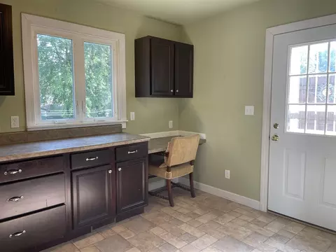 1208 Burr, Jackson, MI 49201 photo 19