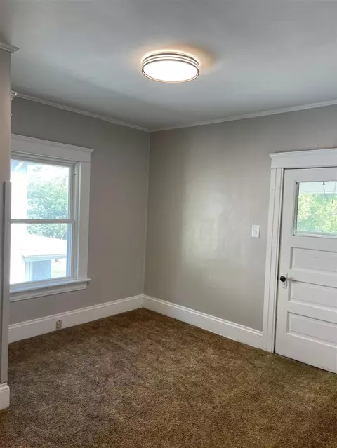 1208 Burr, Jackson, MI 49201 photo 23