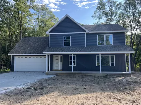5040 N 32nd, Richland, MI 49083