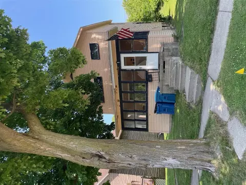 262 5th, Manistee, MI 49660