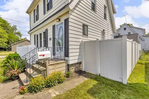 1101 W Morrel, Jackson, MI 49203 photo 3