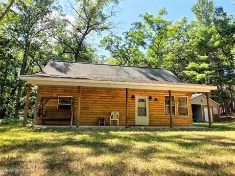 9945 N Jerome, Bitely, MI 49309