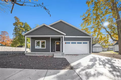 436 Charles, Muskegon, MI 49442