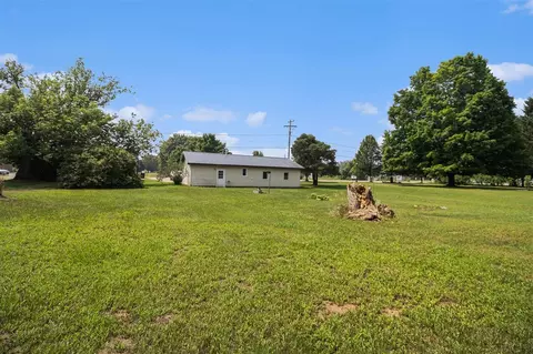 Exterior - 1442 W State, Belding, MI 48809 photo 5 of 6
