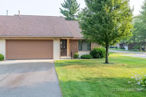 459 Cherry #45, Holland, MI 49424