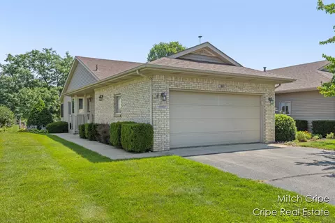 991 Amber Rdg, Byron Center, MI 49315