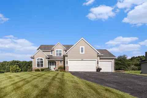 4658 Linden Br, Ada, MI 49301