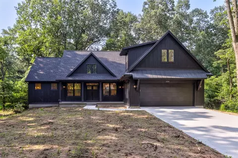 6264 Chippewa, Saugatuck, MI 49453