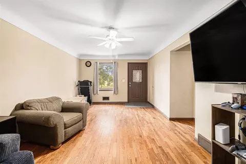 3908 Seymour, Jackson, MI 49201 photo 6