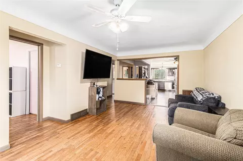 3908 Seymour, Jackson, MI 49201 photo 5