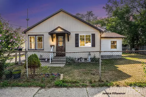2813 Longstreet, Wyoming, MI 49509