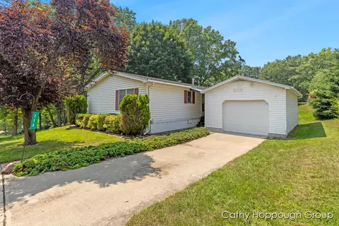 1133 Yeomans #115, Ionia, MI 48846