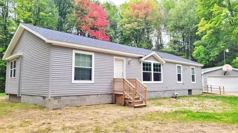 2645 W Pierce, Brohman, MI 49312