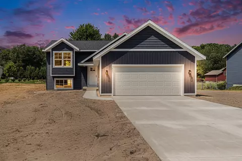 3490 Gray Fox, Allegan, MI 49010
