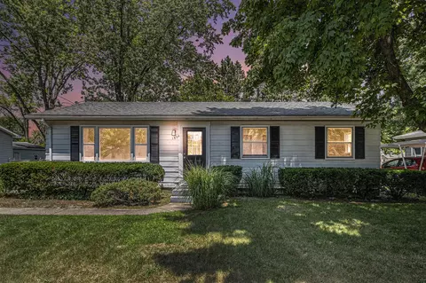 1824 Greenview, Portage, MI 49024