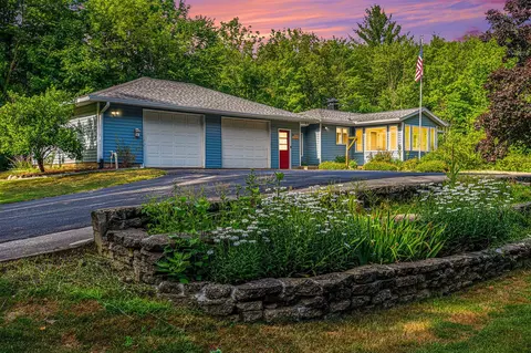 8726 Division, Byron Center, MI 49315
