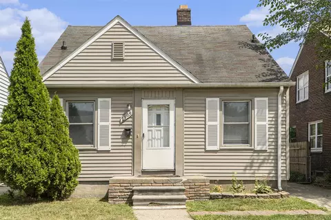 7904 Mead, Dearborn, MI 48126