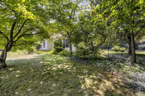 Exterior - 317 Sulgrave, Jackson, MI 49203 photo 8 of 12