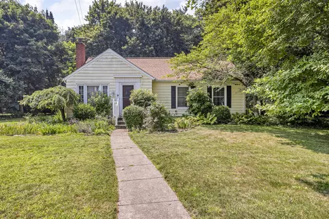 Exterior - 317 Sulgrave, Jackson, MI 49203 photo 7 of 12