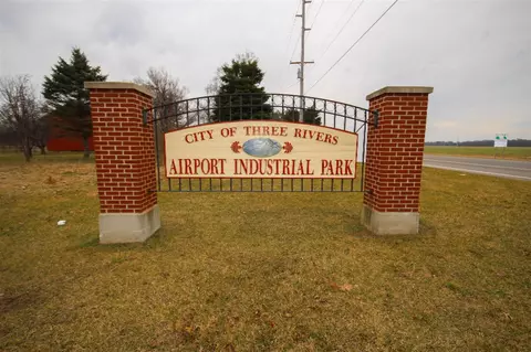 hov aire, Three Rivers, MI 49093
