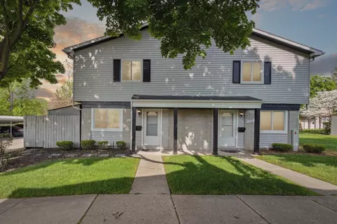 41255 S Woodbury Grn, Belleville, MI 48111