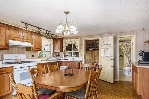 10142 Walnut, Three Rivers, MI 49093 photo 11