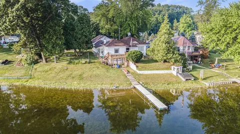 10142 Walnut, Three Rivers, MI 49093