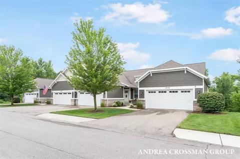 10115 S S Xrds, Caledonia, MI 49316