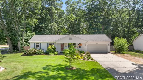 15214 Arborwood, Grand Haven, MI 49417