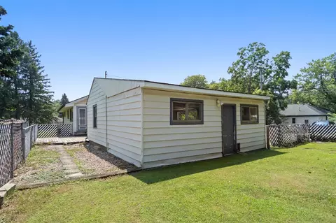 Exterior - 505 Jacqueline, Jackson, MI 49202 photo 7 of 10