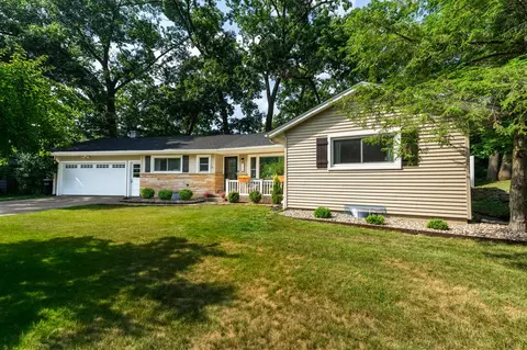 730 Dukeshire, Portage, MI 49024