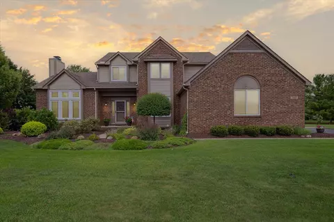 10327 Mendota, South Lyon, MI 48178