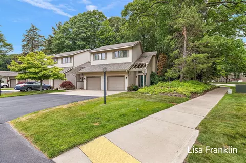 17879 Hidden Dunes #F, Spring Lake, MI 49456