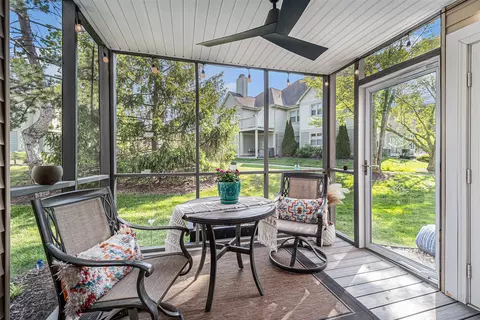 1731 Coburn, Ann Arbor, MI 48108